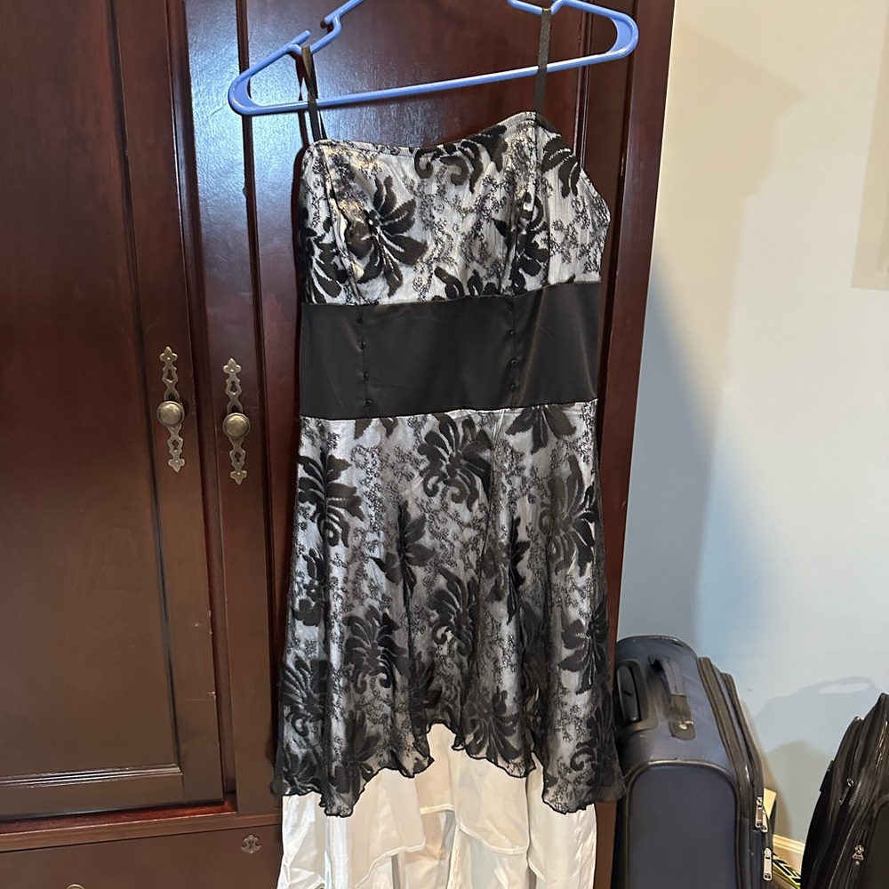 Amazon Essentials Black and White High Low Dress